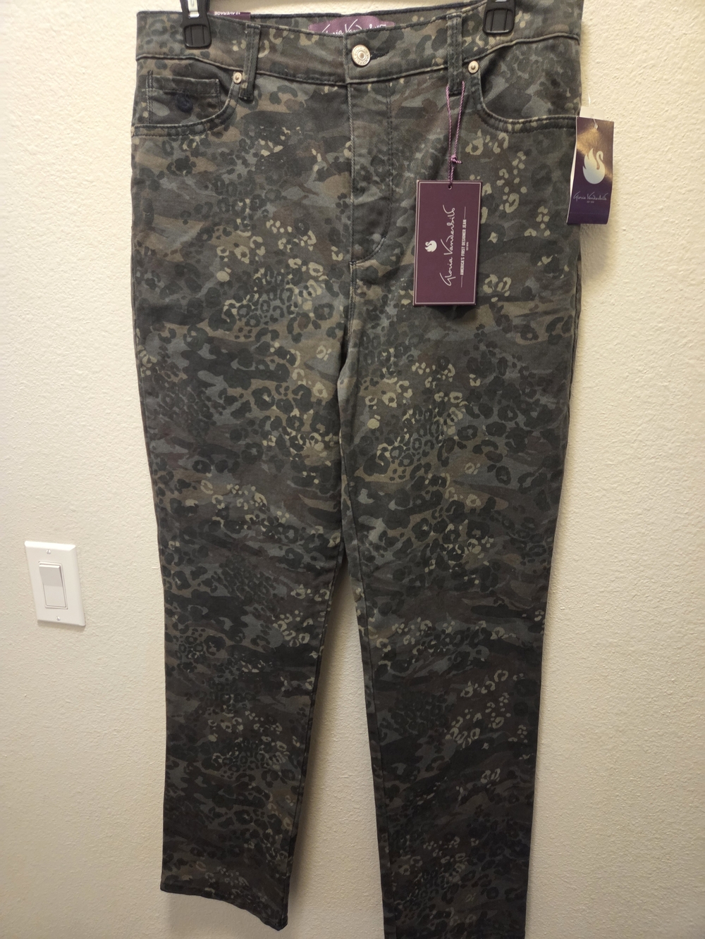 Gloria Vanderbilt Olive Green Camo-Leopard Skinny Jeans